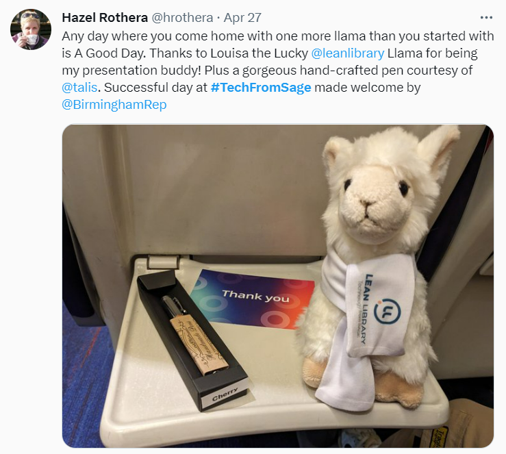Tweet showing Llama stuffed toy travelling on the train